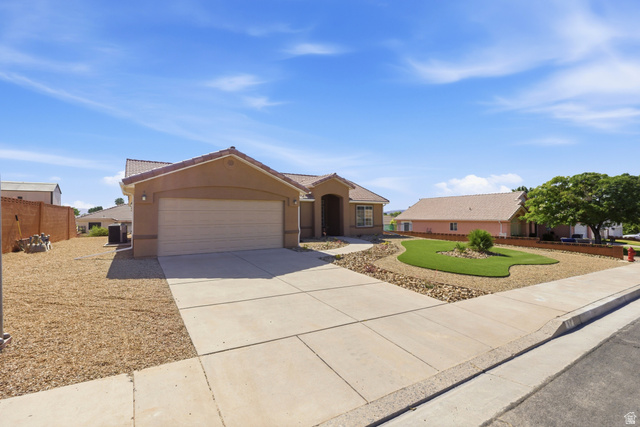 17 South 2000 East St. George, UT 84790 - Photo 28 of 38