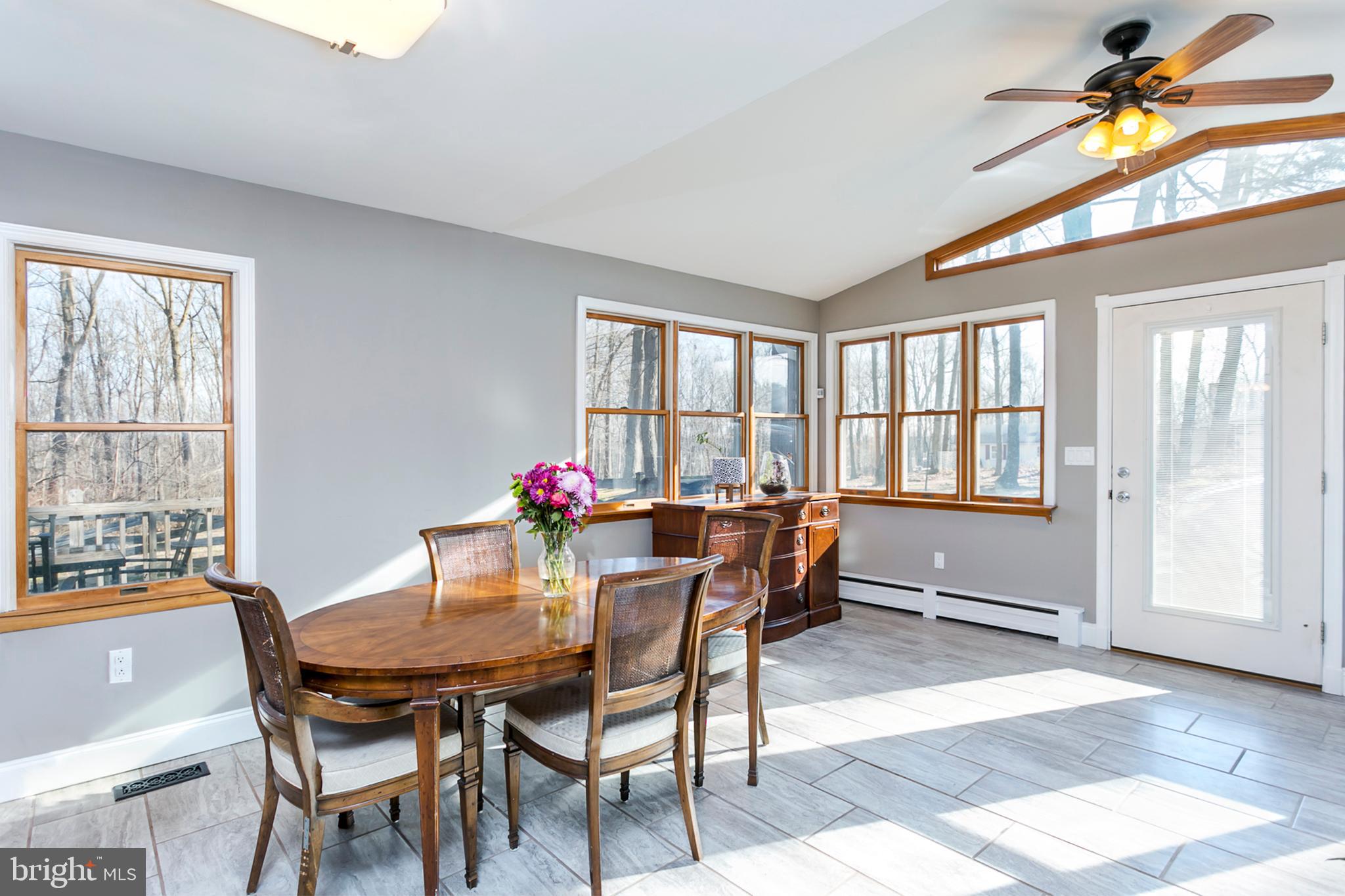 2730 Barrick Road Finksburg, MD 21048 - Photo 5 of 33 Nice Open Dining Area