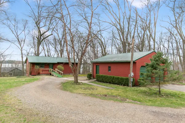 $269,900 | 67349 Crooked Creek Road, White Pigeon, MI 49099
