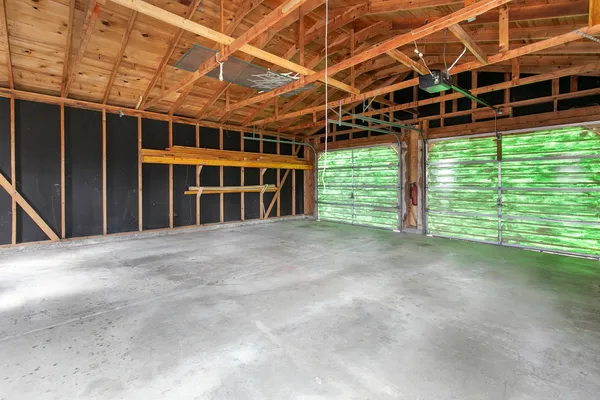 $269,900 | 67349 Crooked Creek Road, White Pigeon, MI 49099