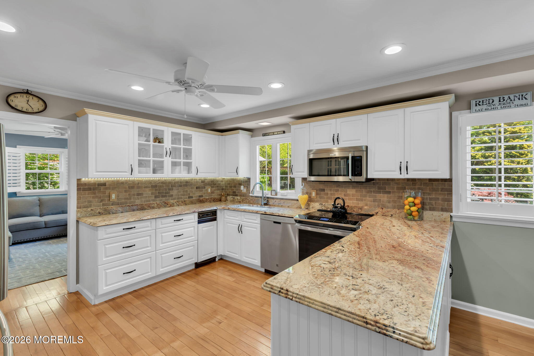 39 Jean Terrace Red Bank, NJ 07701 - Photo 20 of 71 23-web-or-mls-_F1A0861
