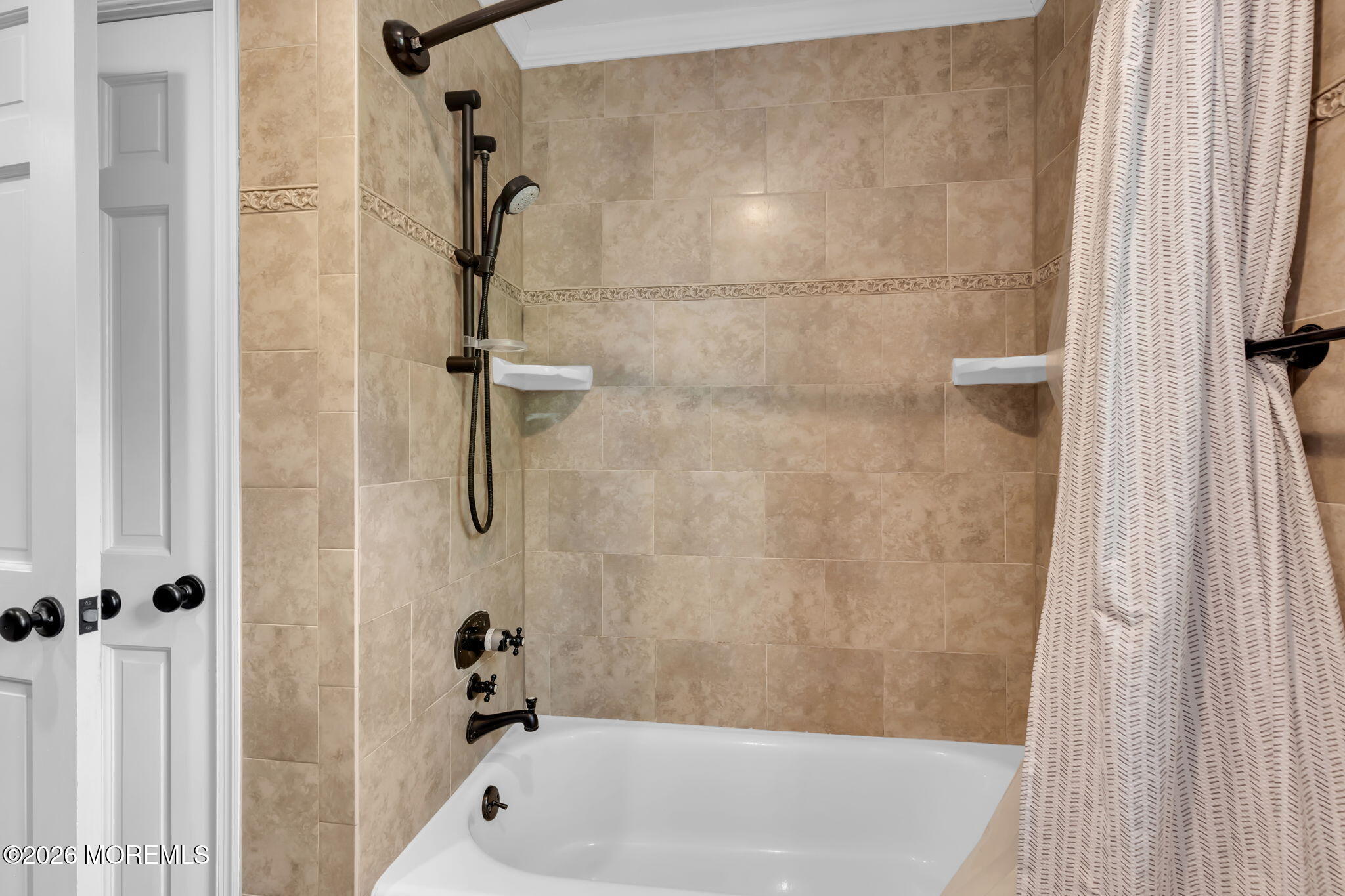 39 Jean Terrace Red Bank, NJ 07701 - Photo 38 of 71 41-web-or-mls-_F1A0996