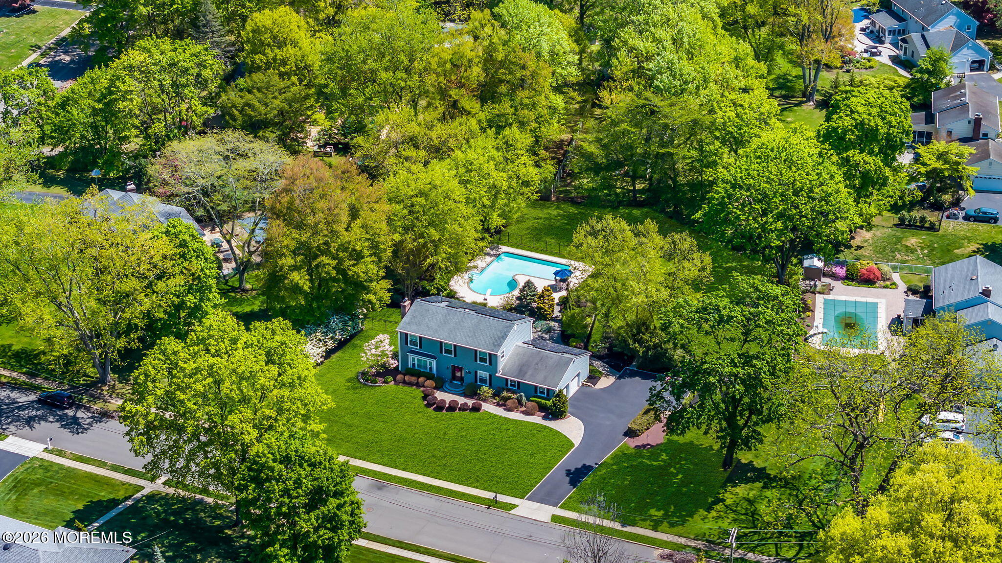 39 Jean Terrace Red Bank, NJ 07701 - Photo 4 of 71 91-web-or-mls-DJI_20260501121421_0598_D-