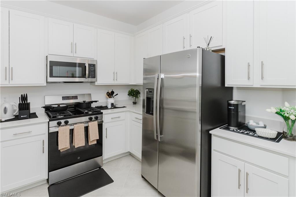 14819 White Pearl Road, Unit 14819 Punta Gorda, FL 33982 - Photo 3 of 38