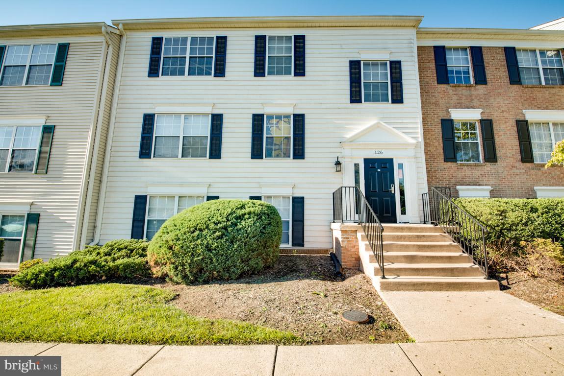 126 Fort Evans Road Southeast, Unit E Leesburg, VA 20175 - Photo 1 of 25 Front bldg entrance