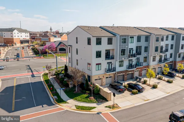 $595,000 | 1400 Ribbon Limestone Terrace Southeast, Unit E201, Leesburg, VA 20175