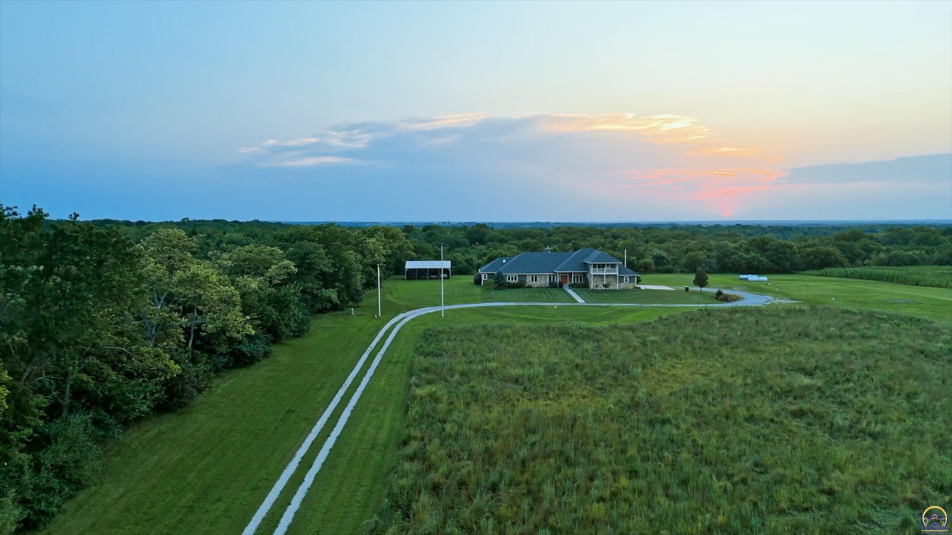 11301 South Croco Road Berryton, KS 66409 - Photo 76 of 99 Gallery Image 76