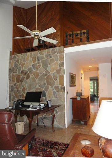 12391 Barrett Farm Road Worton, MD 21678 - Photo 3 of 22 Interior (General)