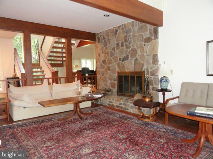 12391 Barrett Farm Road Worton, MD 21678 - Photo 10 of 22 Living Room