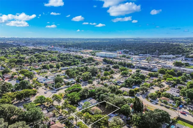 $2,150 | 13590 Northwest 5th Avenue, North Miami, FL 33168