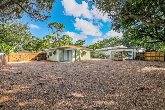 $2,150 | 13590 Northwest 5th Avenue, North Miami, FL 33168