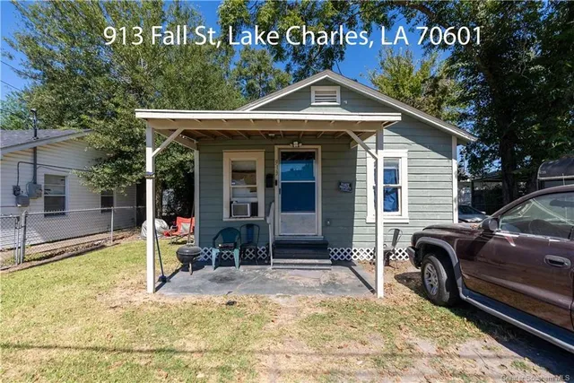 $649,000 | 702 Sycamore Street, Lake Charles, LA 70601