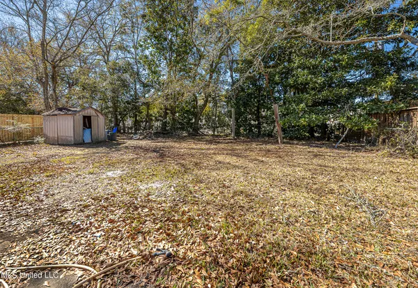 $1,400 | 105 Hickory Drive, Ocean Springs, MS 39564