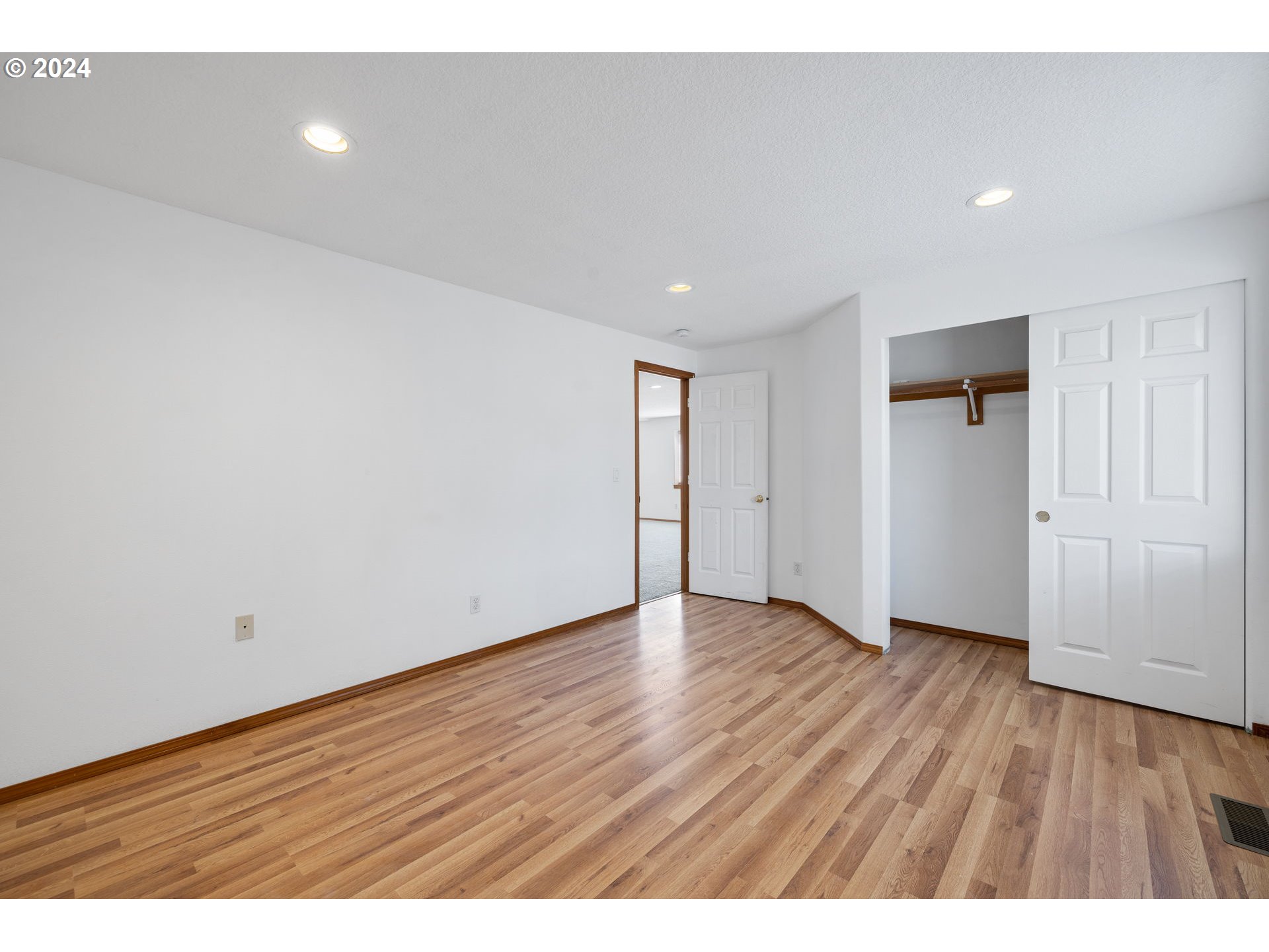4806 R Drive Washougal, WA 98671 - Photo 28 of 38 Gallery Image 28