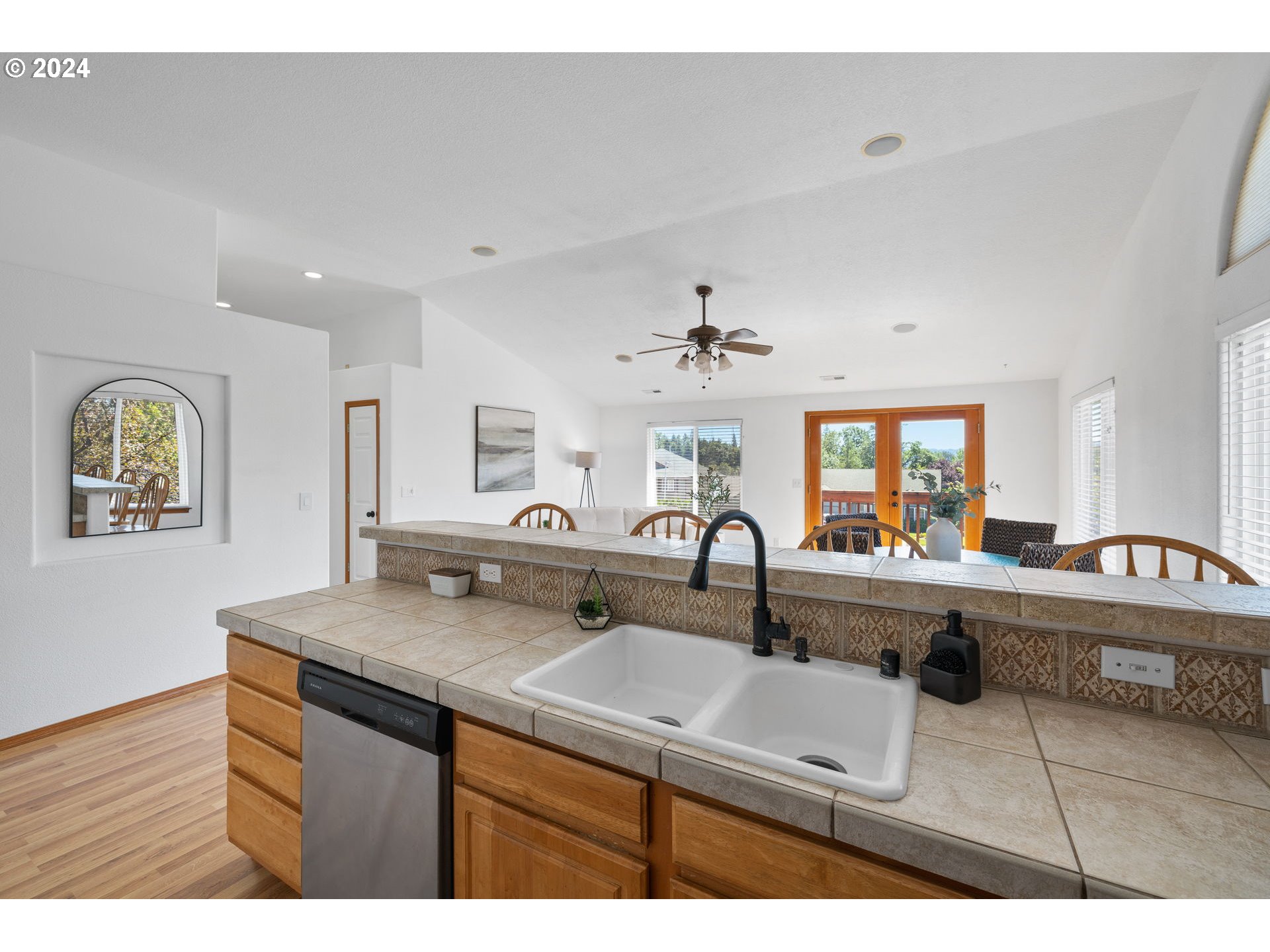 4806 R Drive Washougal, WA 98671 - Photo 10 of 38 Gallery Image 10