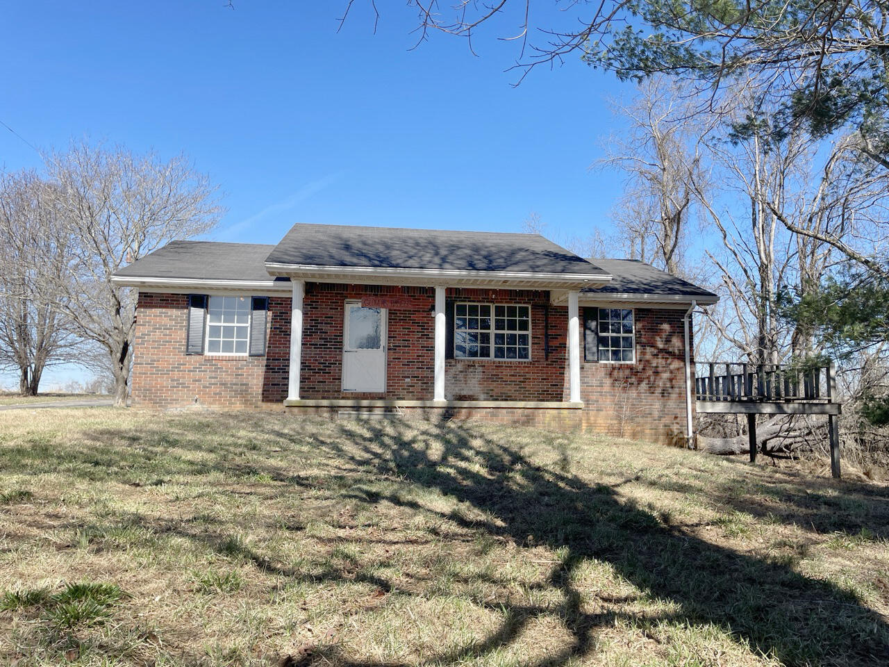 460 Lawless Cemetery Road Jamestown, KY 42629 - Photo 2 of 23 Exterior_Front_Middle