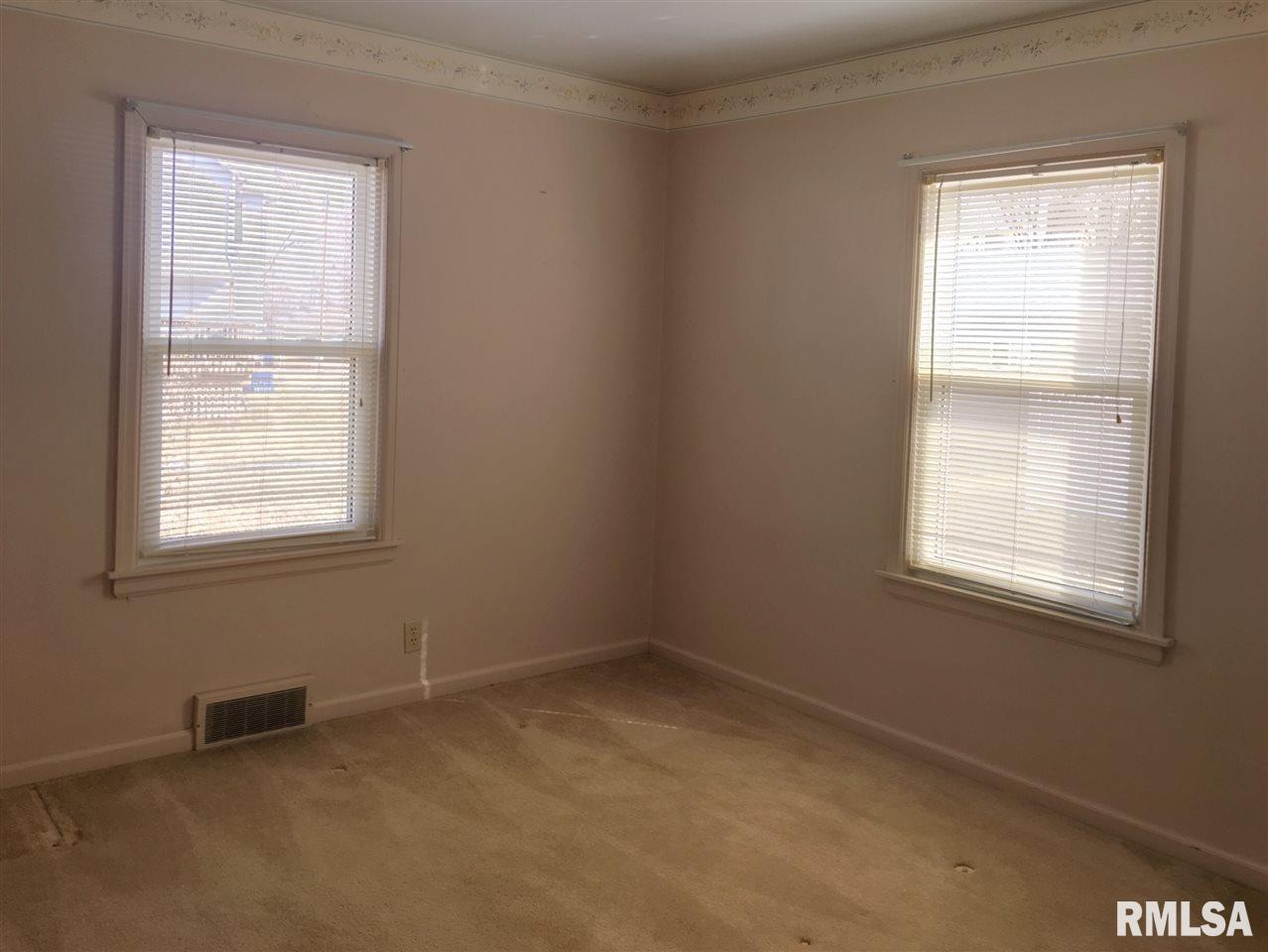 302 East 2nd Street Atkinson, IL 61235 - Photo 8 of 21 Gallery Image 8