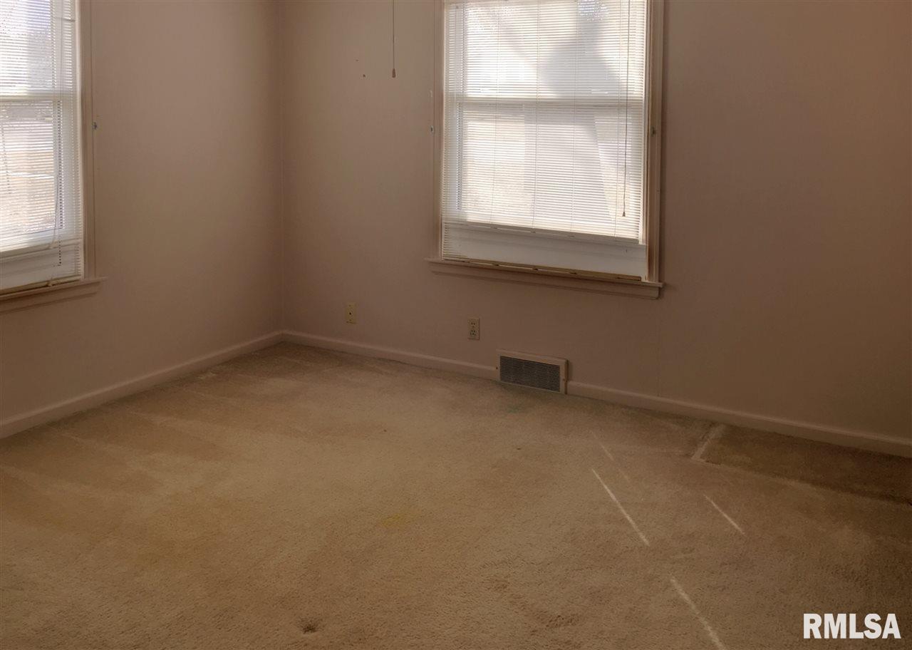 302 East 2nd Street Atkinson, IL 61235 - Photo 10 of 21 Gallery Image 10
