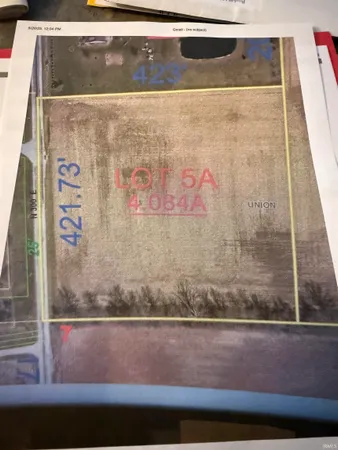 $100,000 | 300 North E Road, Decatur, IN 46733