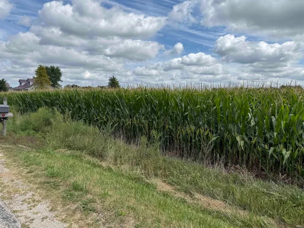 $100,000 | 300 North E Road, Decatur, IN 46733
