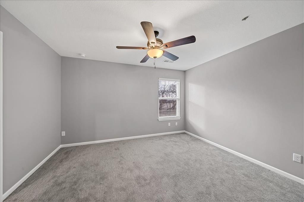 19004 Skyview Lane Spring Hill, KS 66083 - Photo 22 of 33