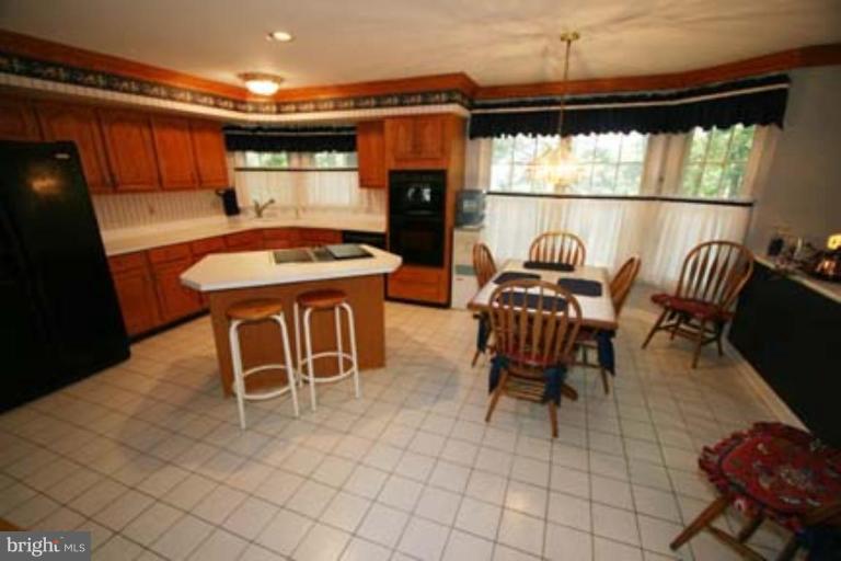1218 Ambridge Road Bel Air, MD 21014 - Photo 8 of 13 Kitchen