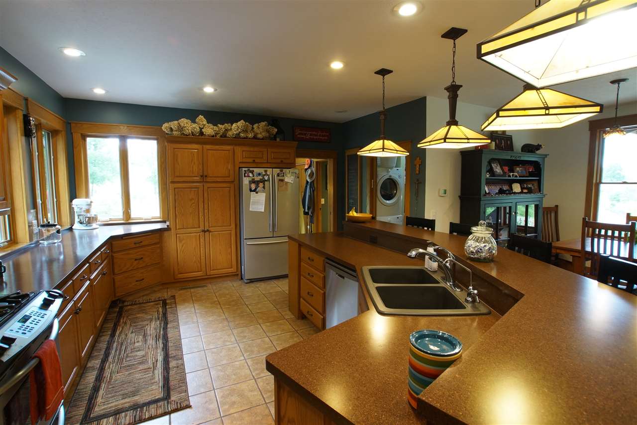921 South Zimmer Road Warsaw, IN 46580 - Photo 6 of 29 Gallery Image 6