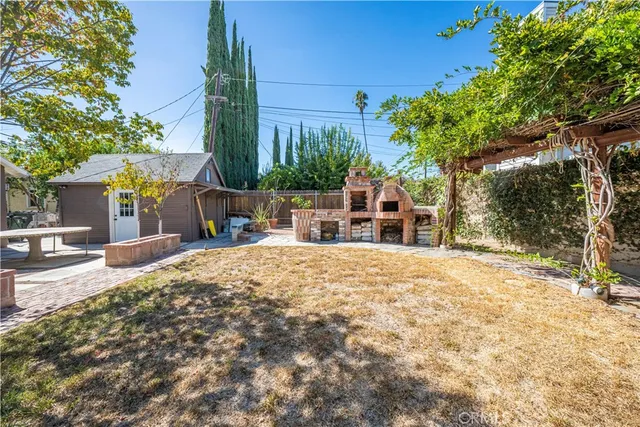 $900,000 | 2325 White Street, Pasadena, CA 91107