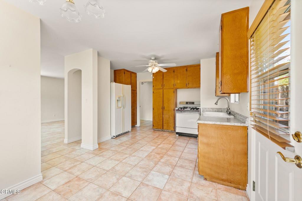 53 Prospect Street Oak View, CA 93022 - Photo 14 of 32 53PROSPECT-08