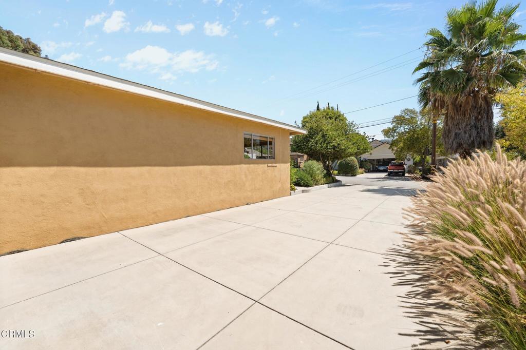 53 Prospect Street Oak View, CA 93022 - Photo 30 of 32 53PROSPECT-26