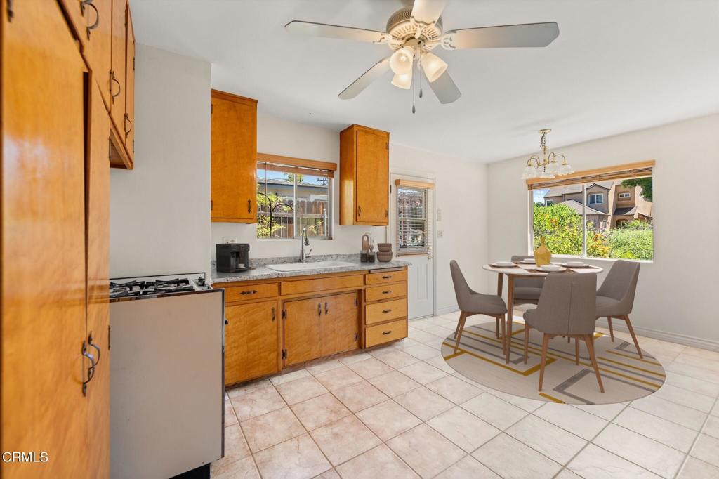 53 Prospect Street Oak View, CA 93022 - Photo 10 of 32 53PROSPECT-09