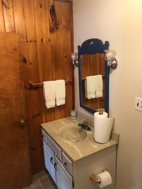 53 Burma Road Nobleboro, ME 04555 - Photo 10 of 10 53 Burma Bathroom, full bath with Stand