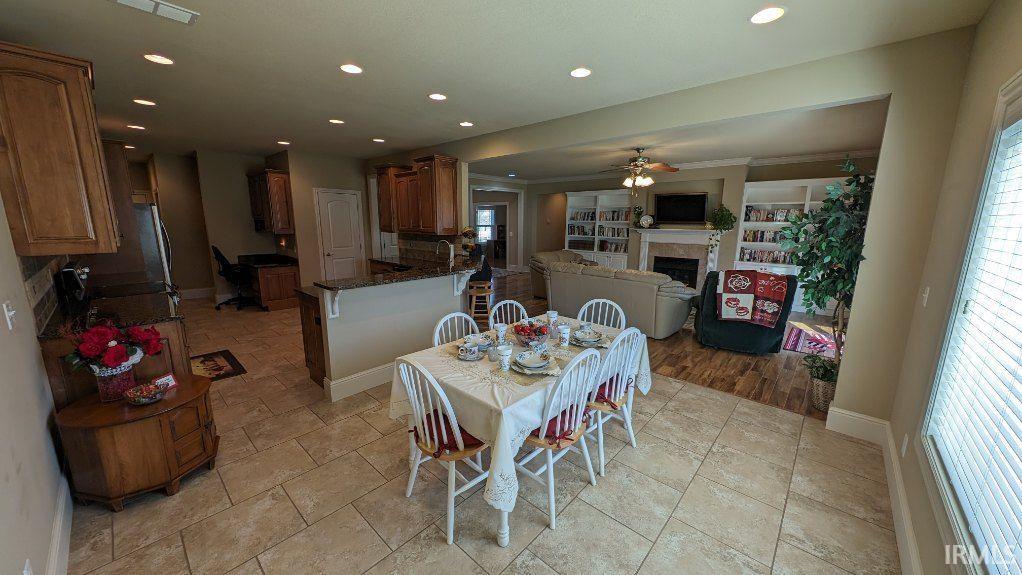 4208 Huntington Ridge Circle Newburgh, IN 47630 - Photo 8 of 36 Gallery Image 8