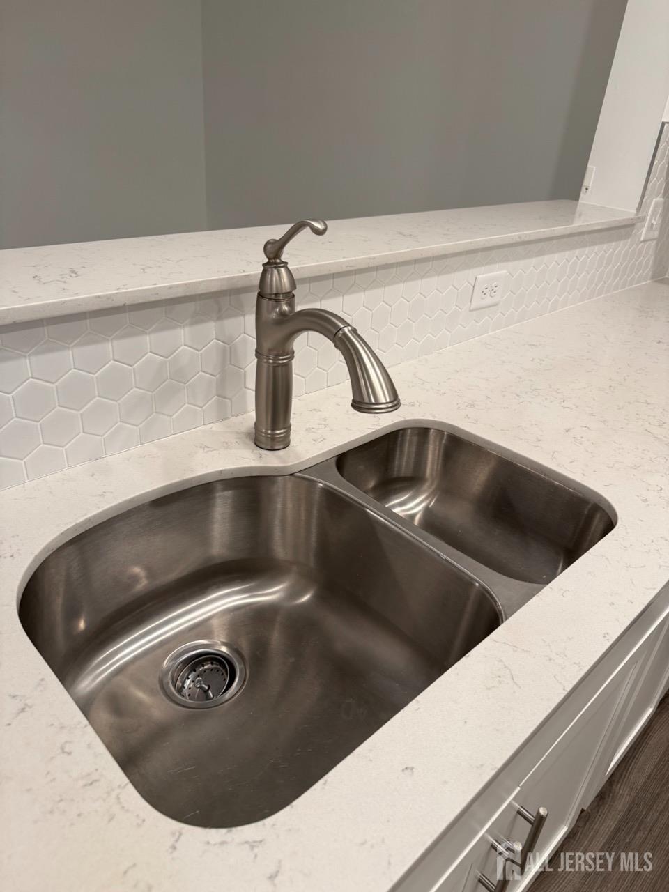 1138 Vanderbergh Boulevard Monroe Township, NJ 08831 - Photo 15 of 38