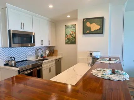 $699,000 | 3701 Lower Honoapiilani Road, Unit 103, Lahaina, HI 96761