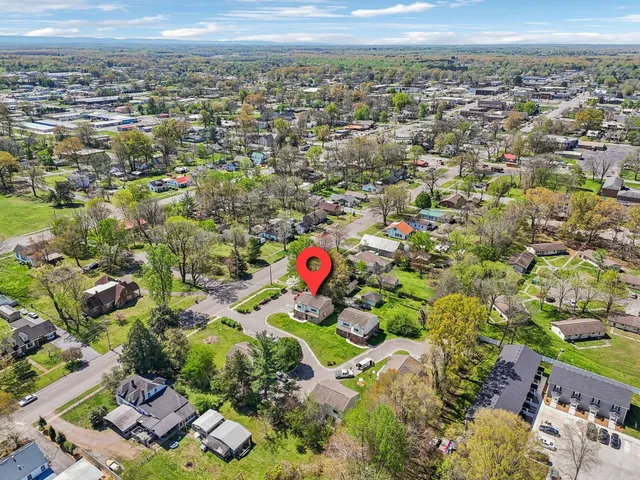 $179,900 | 601 East Grundy Street, Unit B, Tullahoma, TN 37388