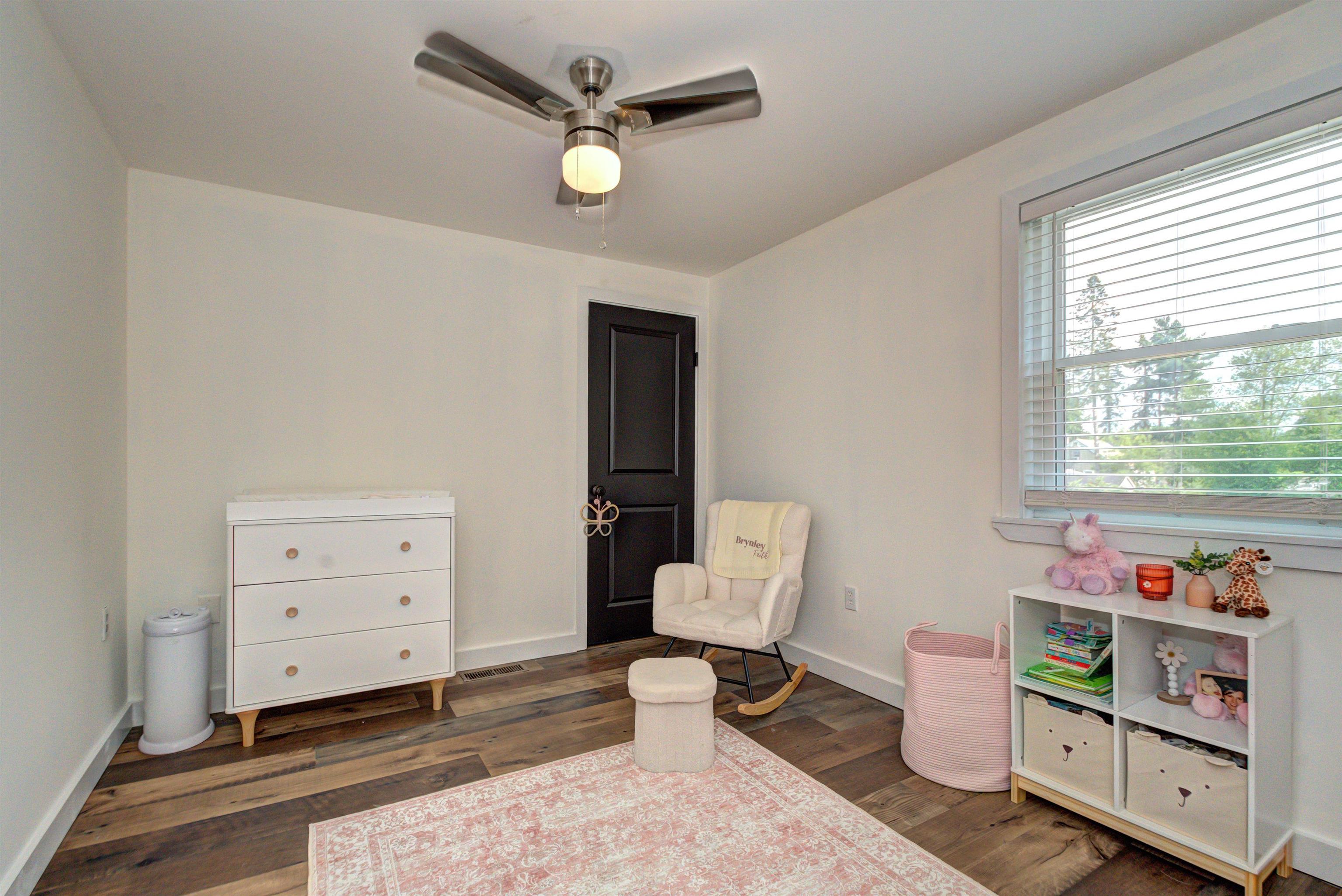 2085 Wellington Road Manchester, NH 03104 - Photo 18 of 27 Gallery Image 18