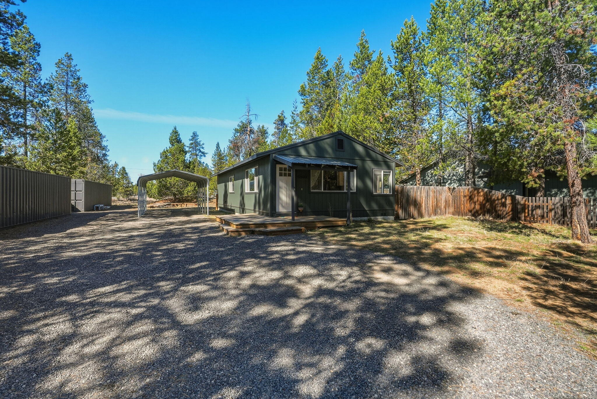 55601 Swan Road Bend, OR 97707 - Photo 24 of 41 41-web-or-mls-Riley_Visuals_041