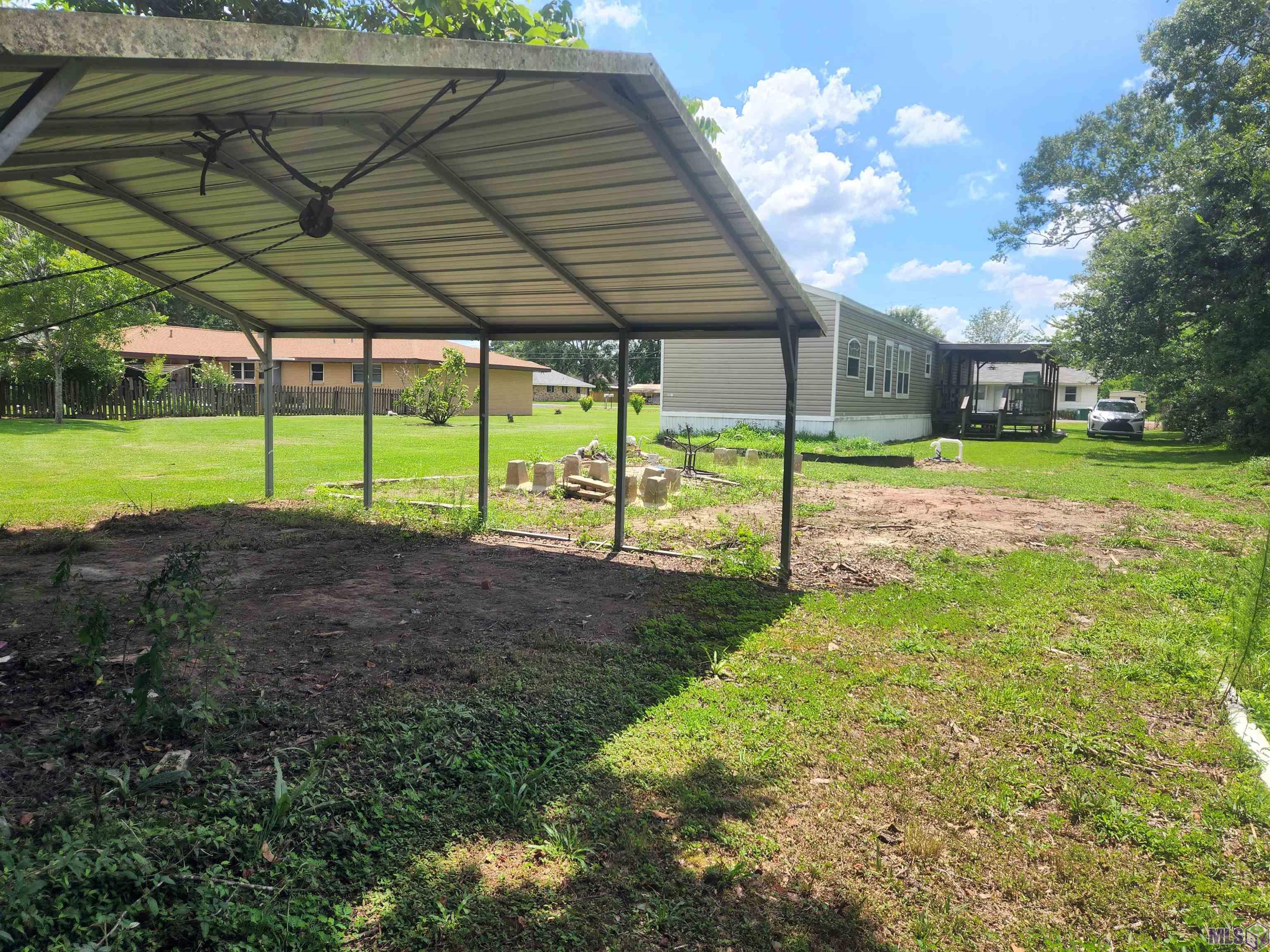 13124 Harold Road Gonzales, LA 70737 - Photo 18 of 20 Gallery Image 18