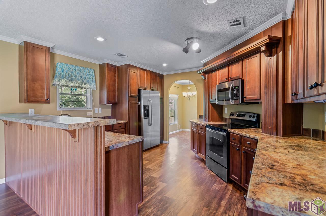 13124 Harold Road Gonzales, LA 70737 - Photo 5 of 20 Gallery Image 5