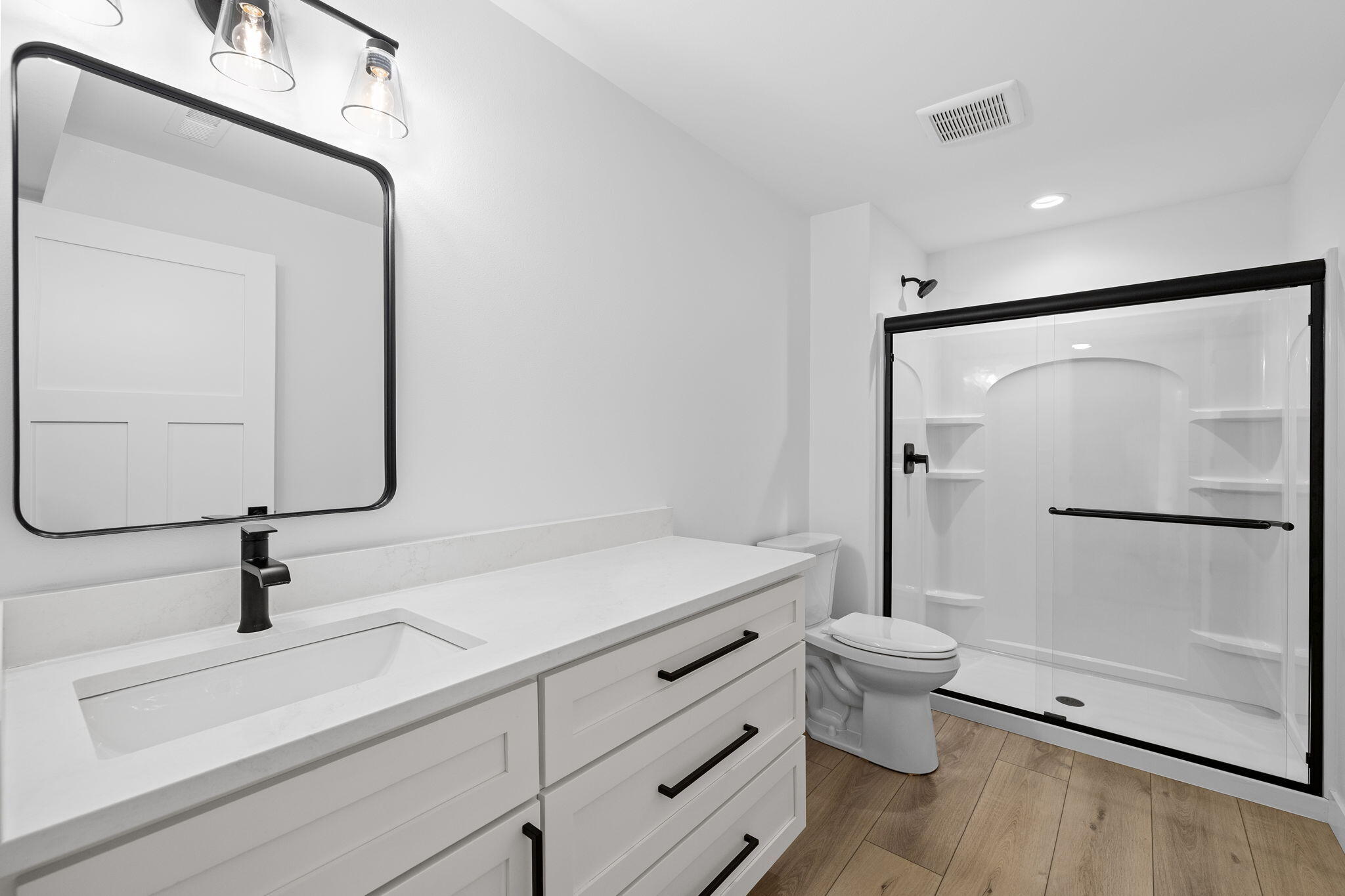 269 Weston Road Holmen, WI 54636 - Photo 22 of 28 LL Bathroom