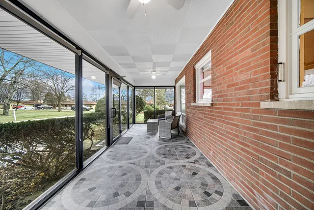 a view of a pathway with a balcony