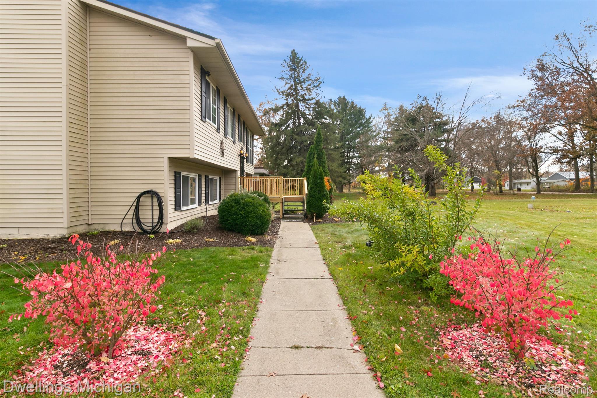 25749 Karr Road Belleville, MI 48111 - Photo 30 of 46 Gallery Image 30