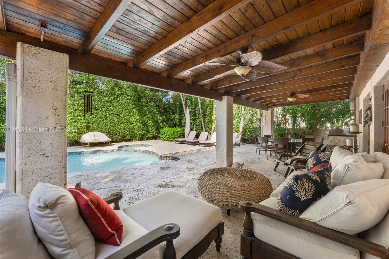 5226 Alton Road Miami Beach, FL 33140 - Photo 54 of 59