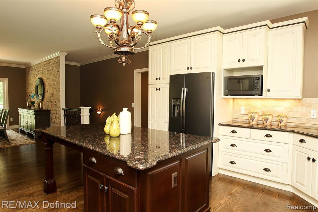 4481 Brown Road Metamora, MI 48455 - Photo 16 of 40