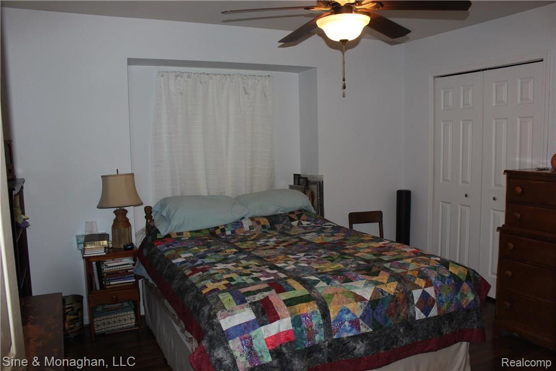 219 Cox Road St. Clair, MI 48079 - Photo 8 of 20 8.JPG