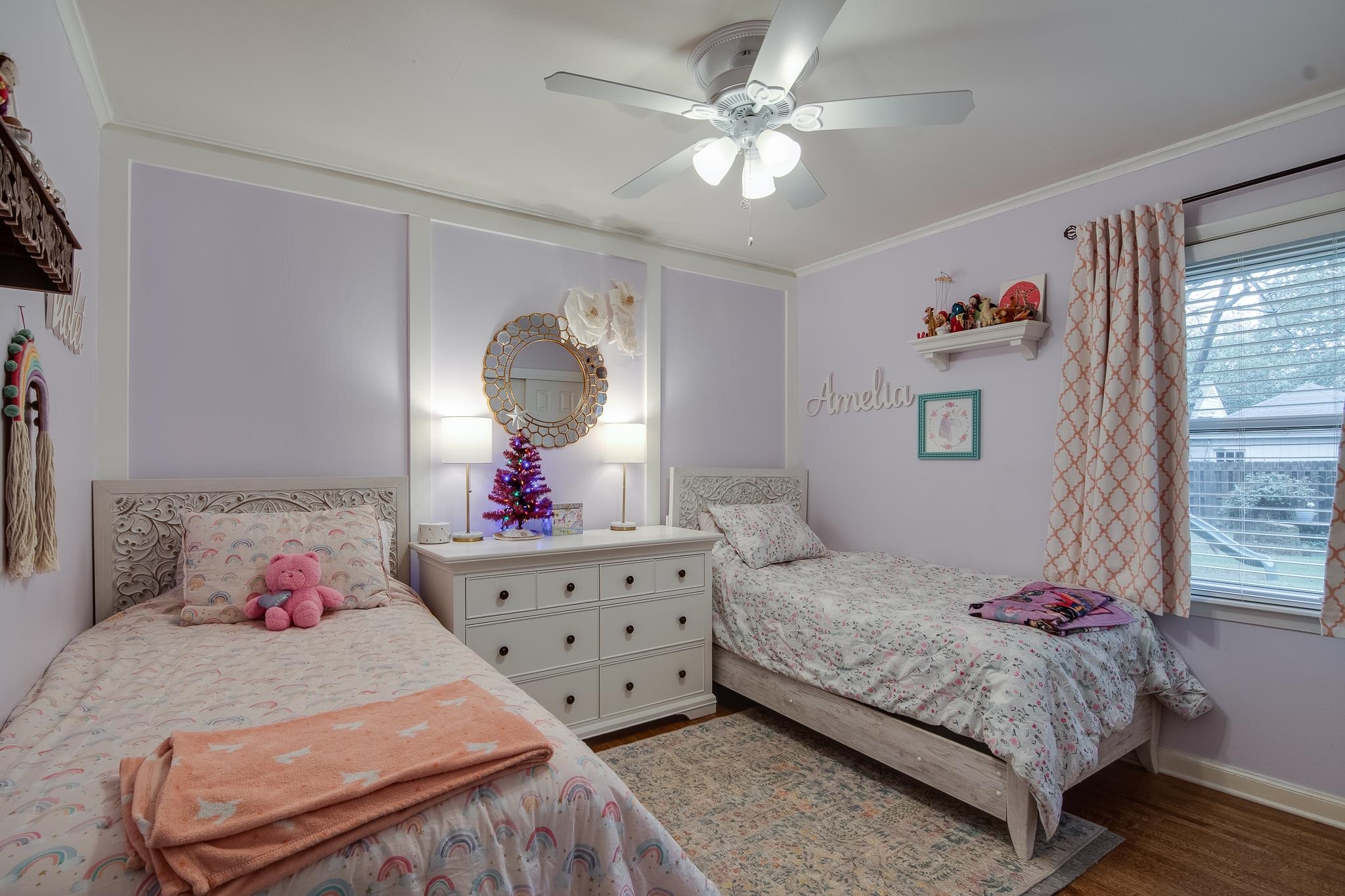 4898 Dee Road Memphis, TN 38117 - Photo 33 of 40 a bedroom with a bed and window