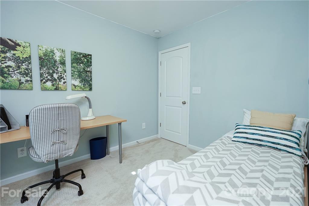 13769 Singleleaf Lane Charlotte, NC 28278 - Photo 20 of 25