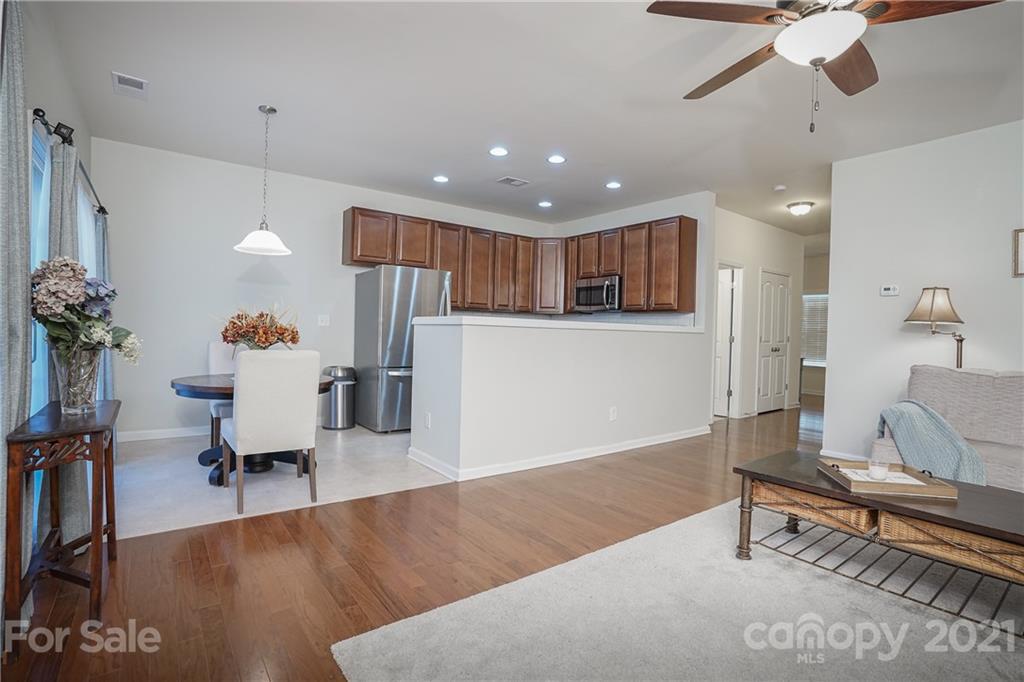 13769 Singleleaf Lane Charlotte, NC 28278 - Photo 6 of 25