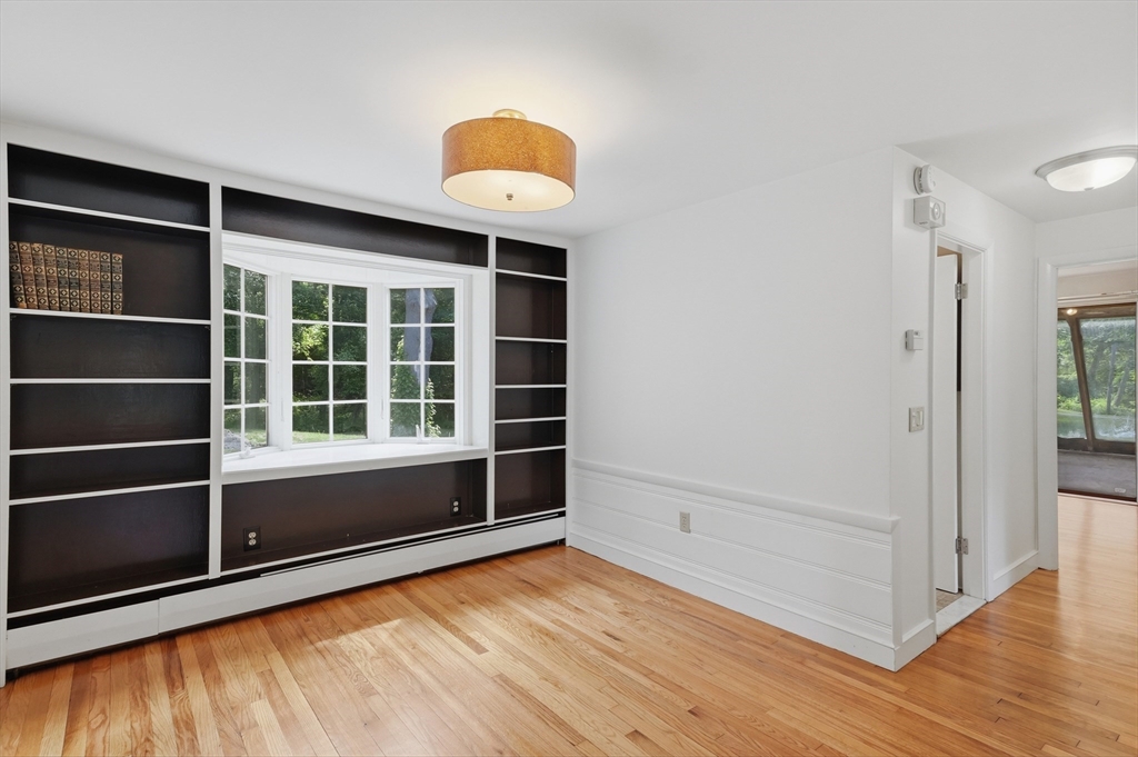 18 Forrest Road Topsfield, MA 01983 - Photo 14 of 38